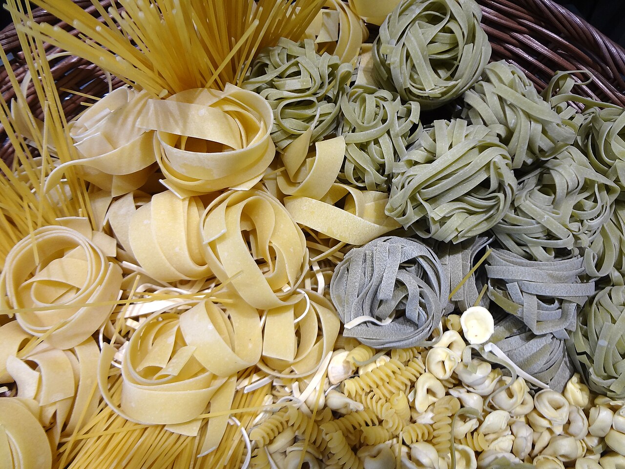 Aubergine Basil & Chilli Crumb Noodles