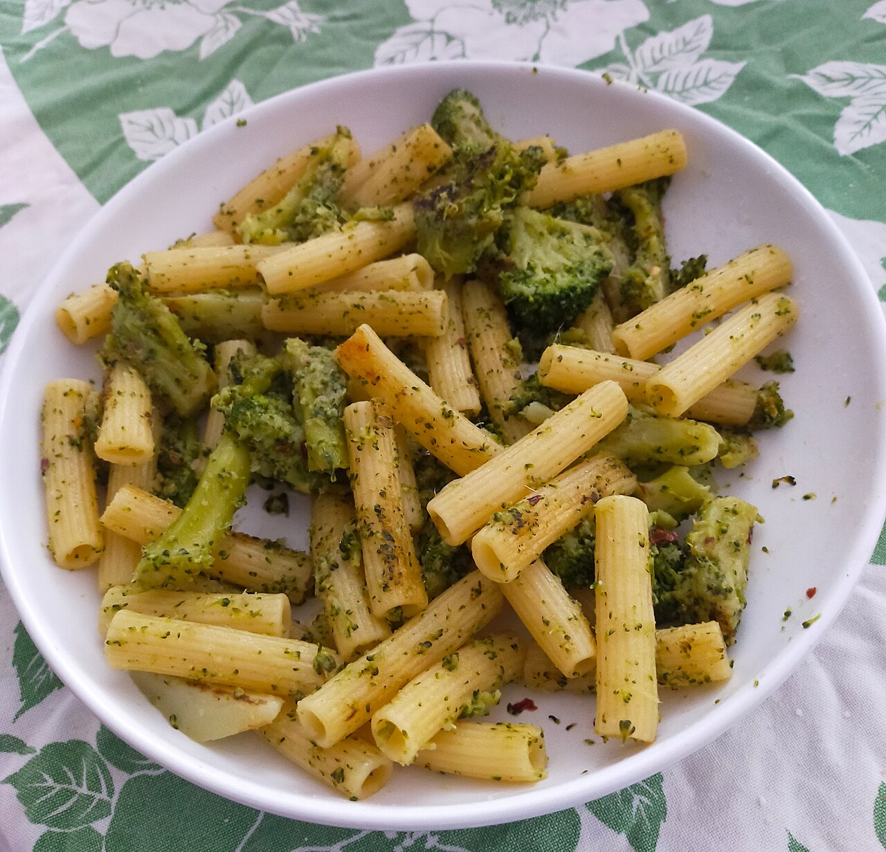 Lemon Courgette & Chilli Crumb Noodles